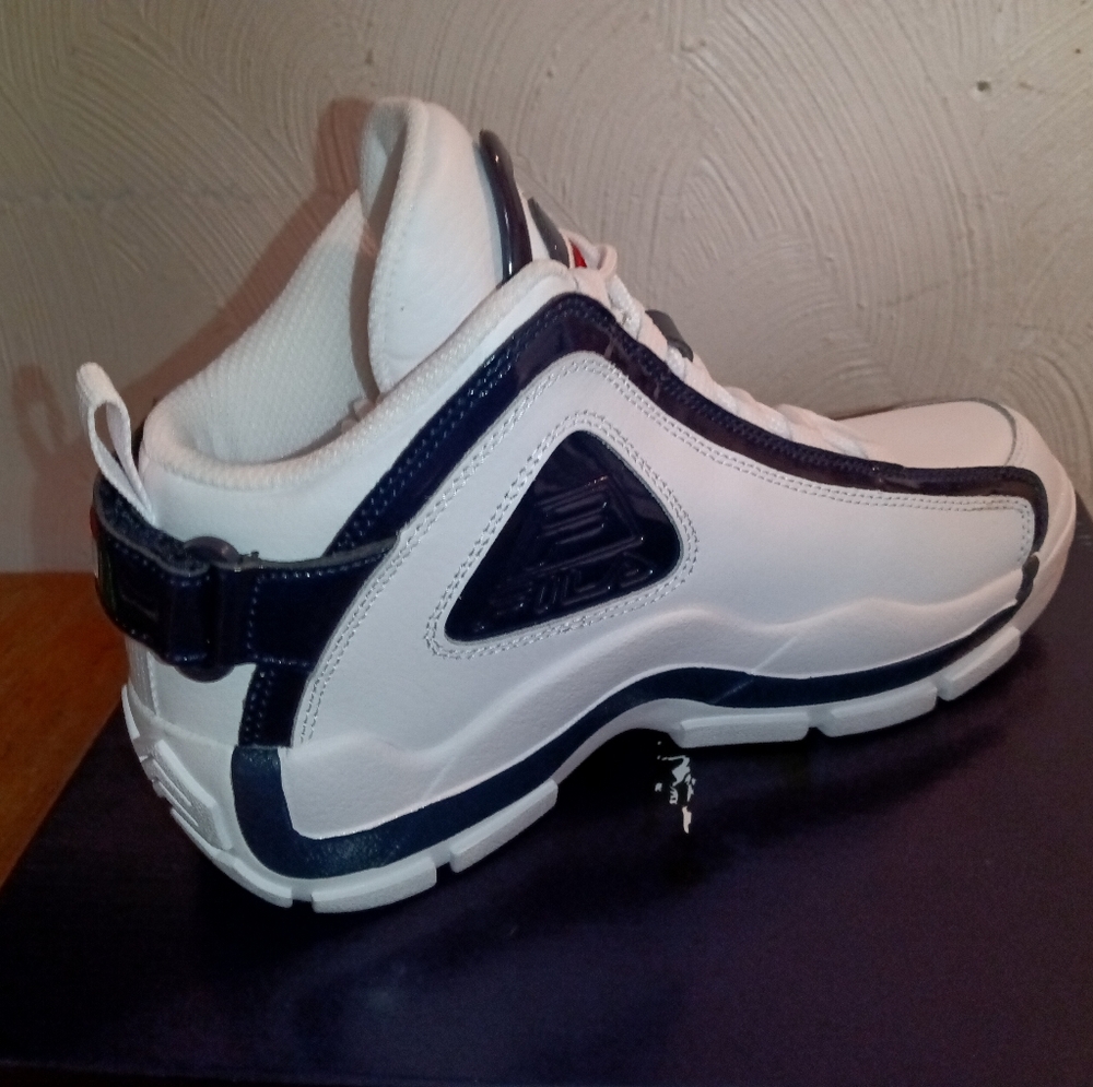 🆕Fila Grant Hill 2 - 25th Anniversary Sneakers Size Youth 5.5 Basketball Shoe - Picture 3 of 8